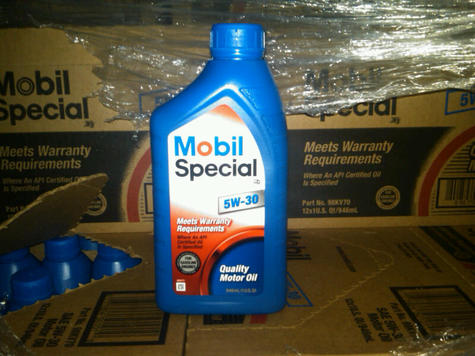 Mobil Special SAE 5w30 Motor Oil in quarts